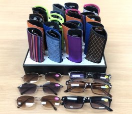 30 Pairs Tinted UV Protection Reading Glasses with Soft Case & Display Tray 30 Pairs Tinted UV Protection Reading Glasses with Soft Case & Display Tray